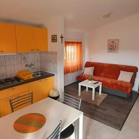 Marija Apartment Vir